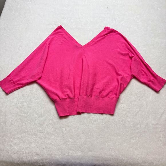 Express Hot Pink Oversized V Neck Cropped Sweater Size XL Dollman Half Sleeve - Picture 7 of 8